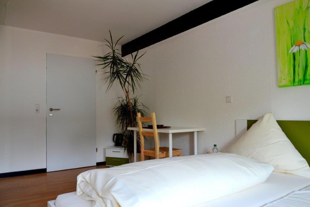 Landhaus Pohlhof Кьолн Стая снимка