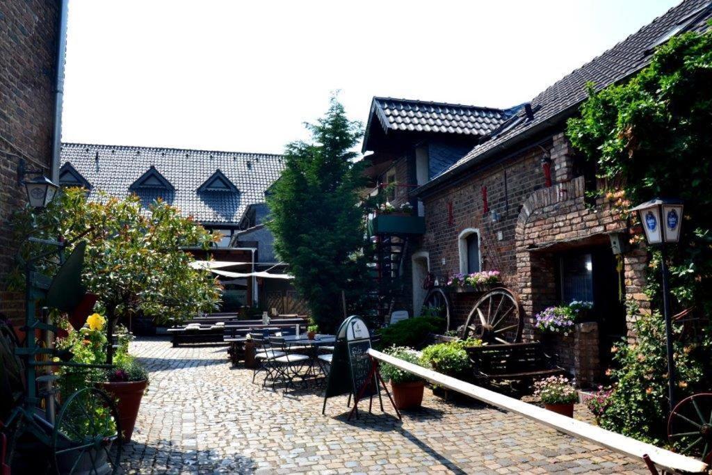 Landhaus Pohlhof Кьолн Екстериор снимка